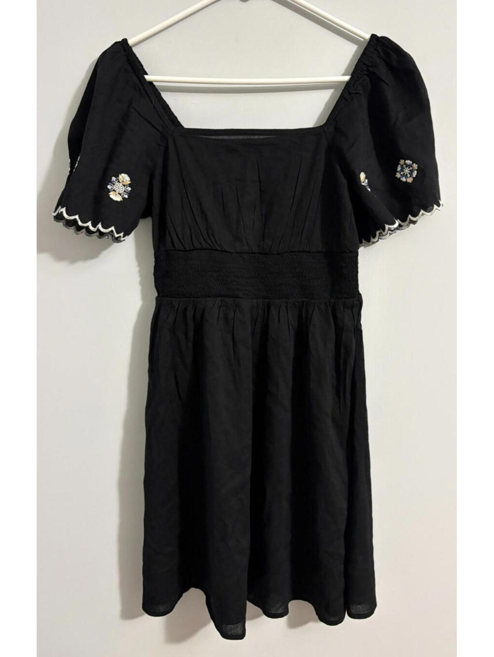 NWT Old Navy Smocked Flutter Short Sleeve Black Dress Embroidered Flowers XS